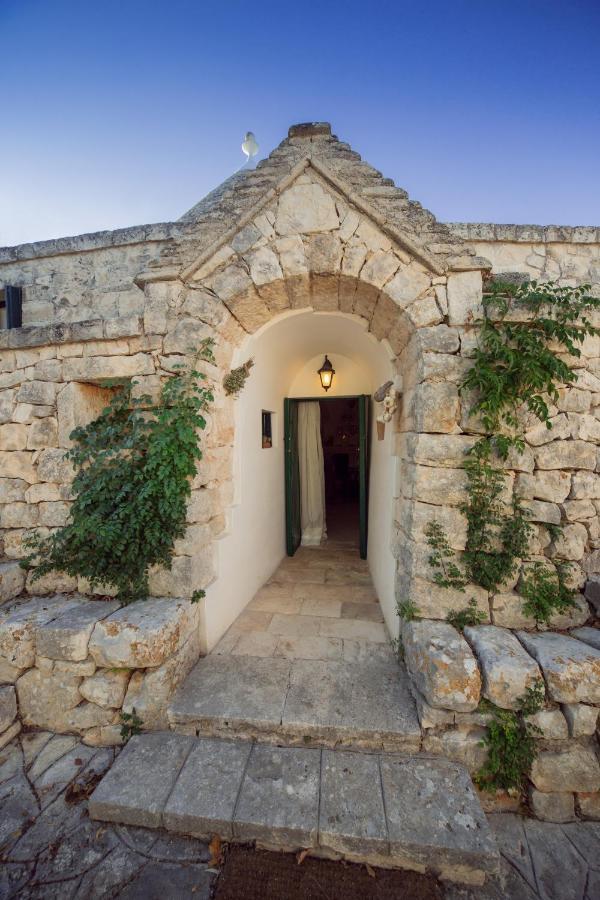 Trulli Girasoli E Viole Cocolicchio Eksteriør billede