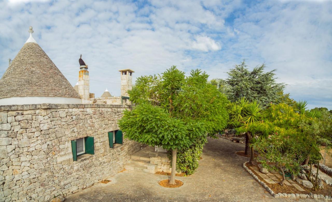 Trulli Girasoli E Viole Cocolicchio Eksteriør billede