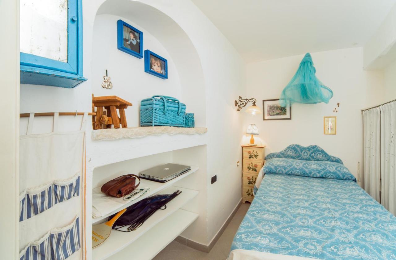 Trulli Girasoli E Viole Cocolicchio Eksteriør billede