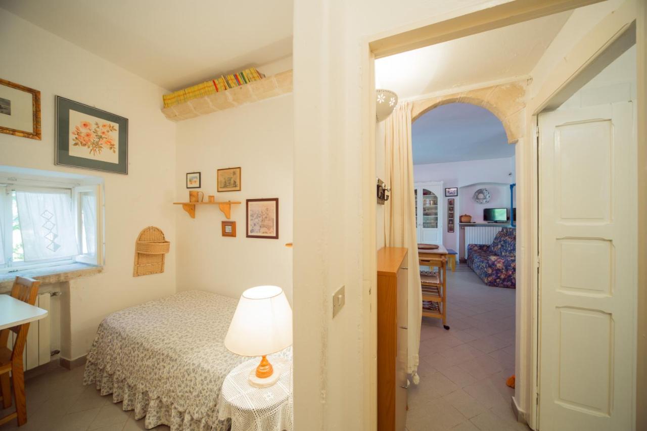 Trulli Girasoli E Viole Cocolicchio Eksteriør billede